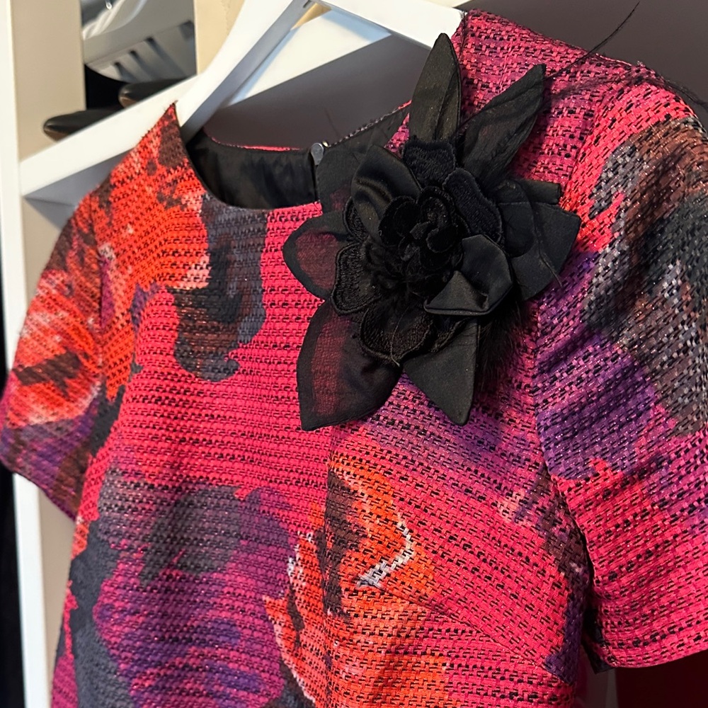 Trina Turk Textured Metallic Black Rose Accent Top
